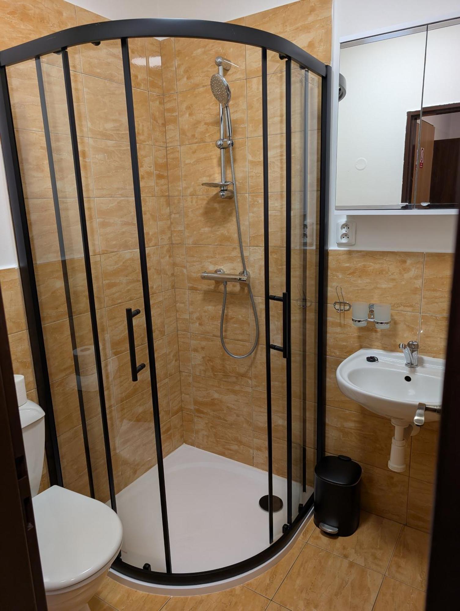 Frýdlant nad Ostravicí Pension Harcovna מראה חיצוני תמונה