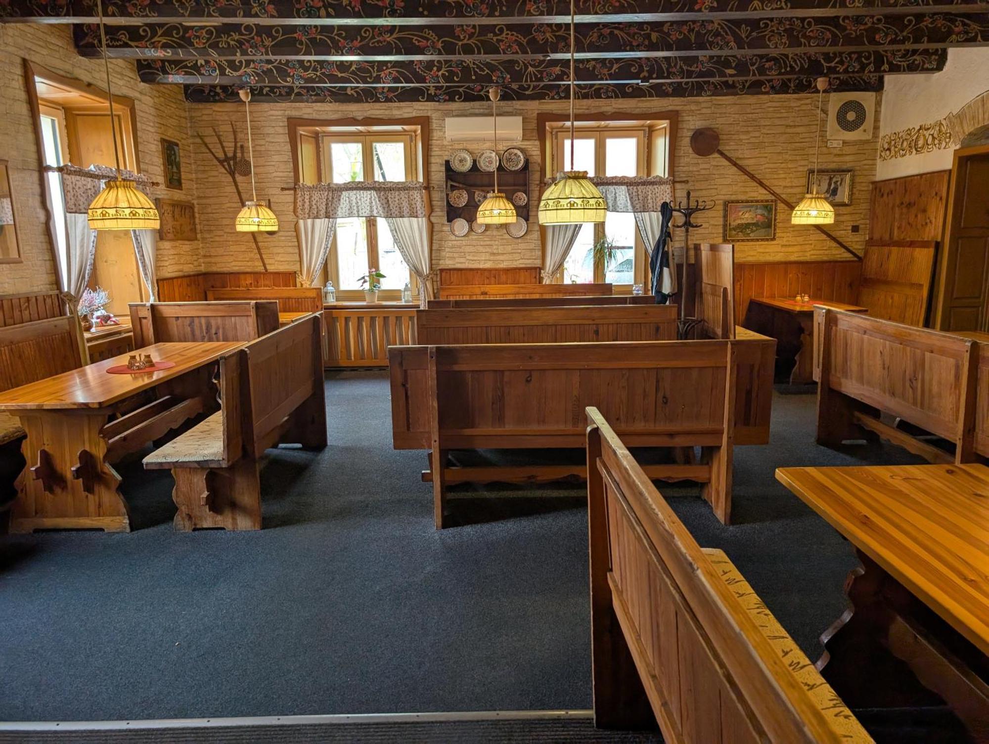 Frýdlant nad Ostravicí Pension Harcovna מראה חיצוני תמונה
